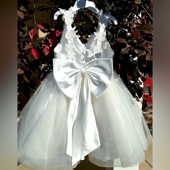 NWOT MIAMAs3T amazing white dress Great for flower girl-angel costume-formal pic - Picture 2 of 4